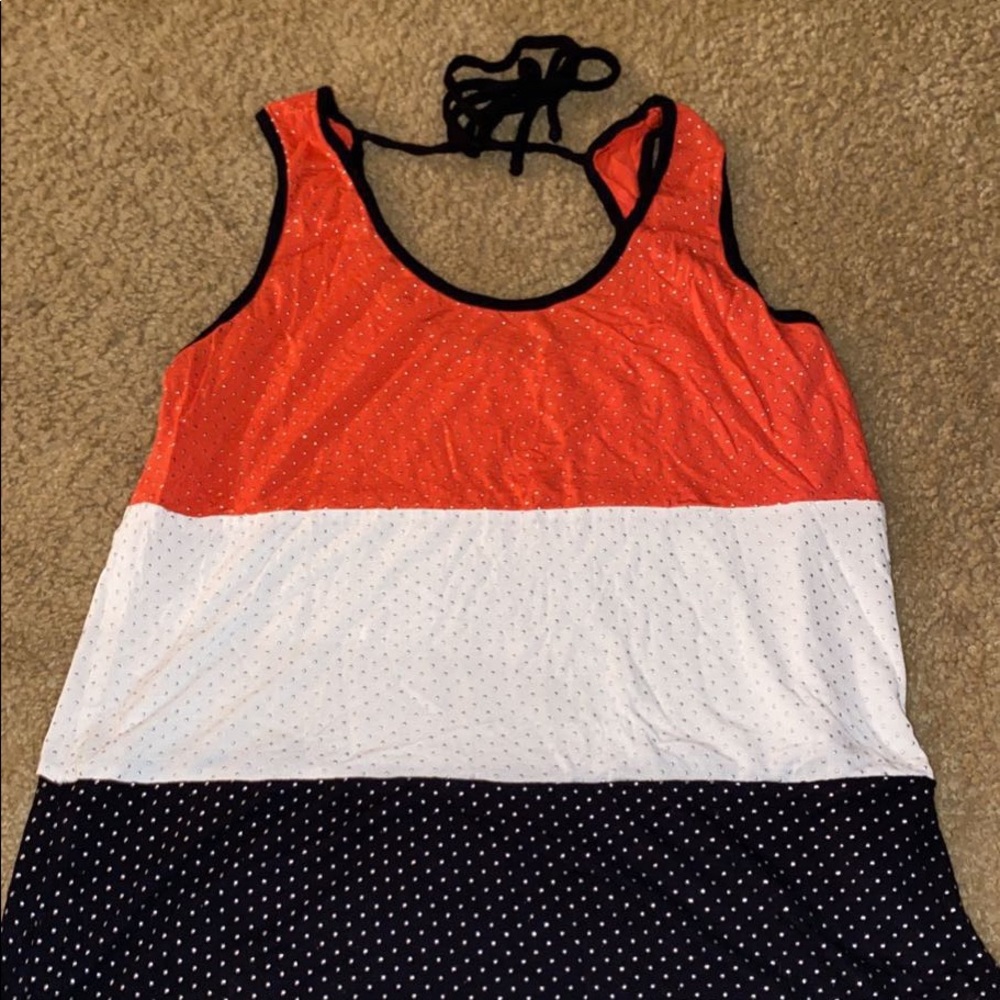 Maurices top